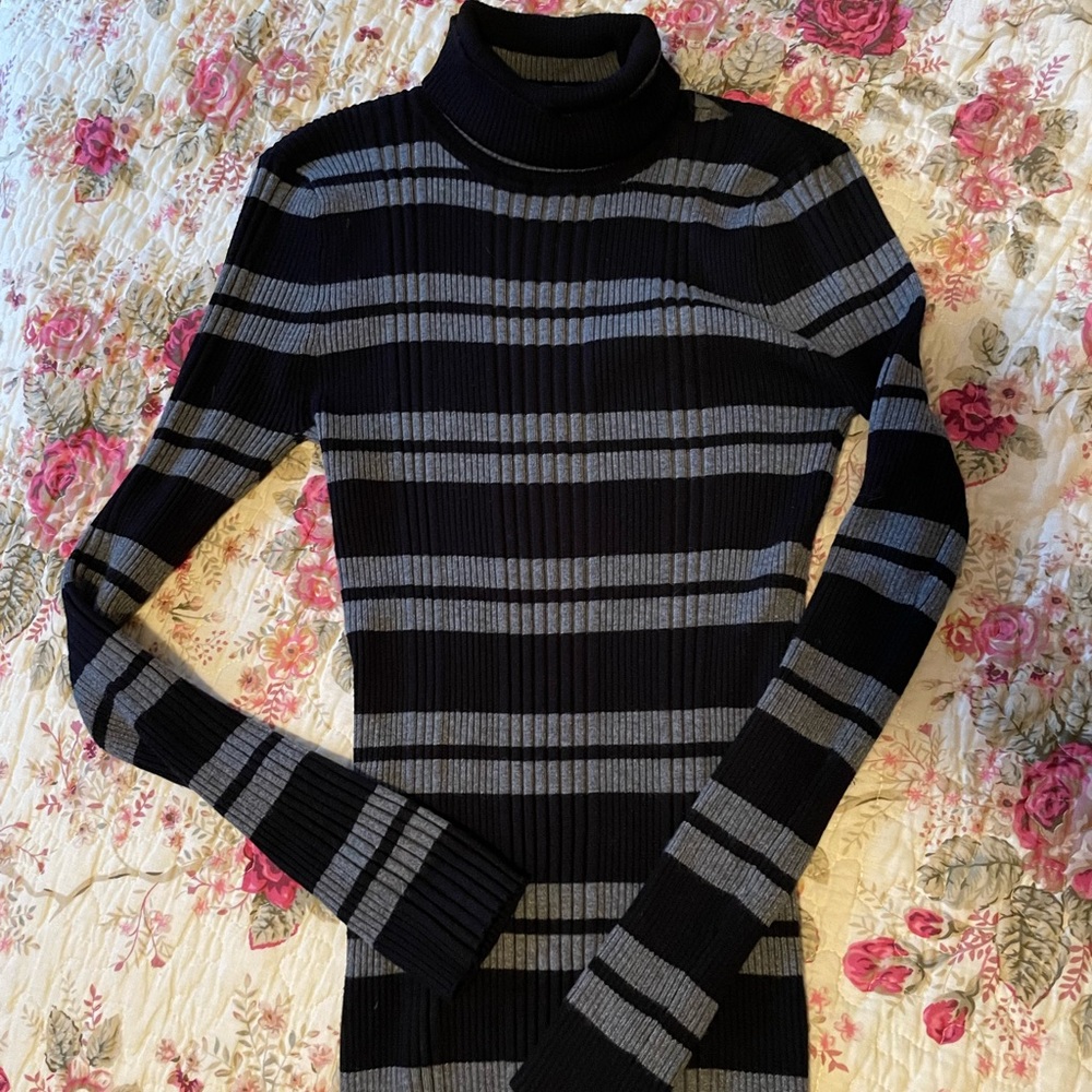 y2k sweater